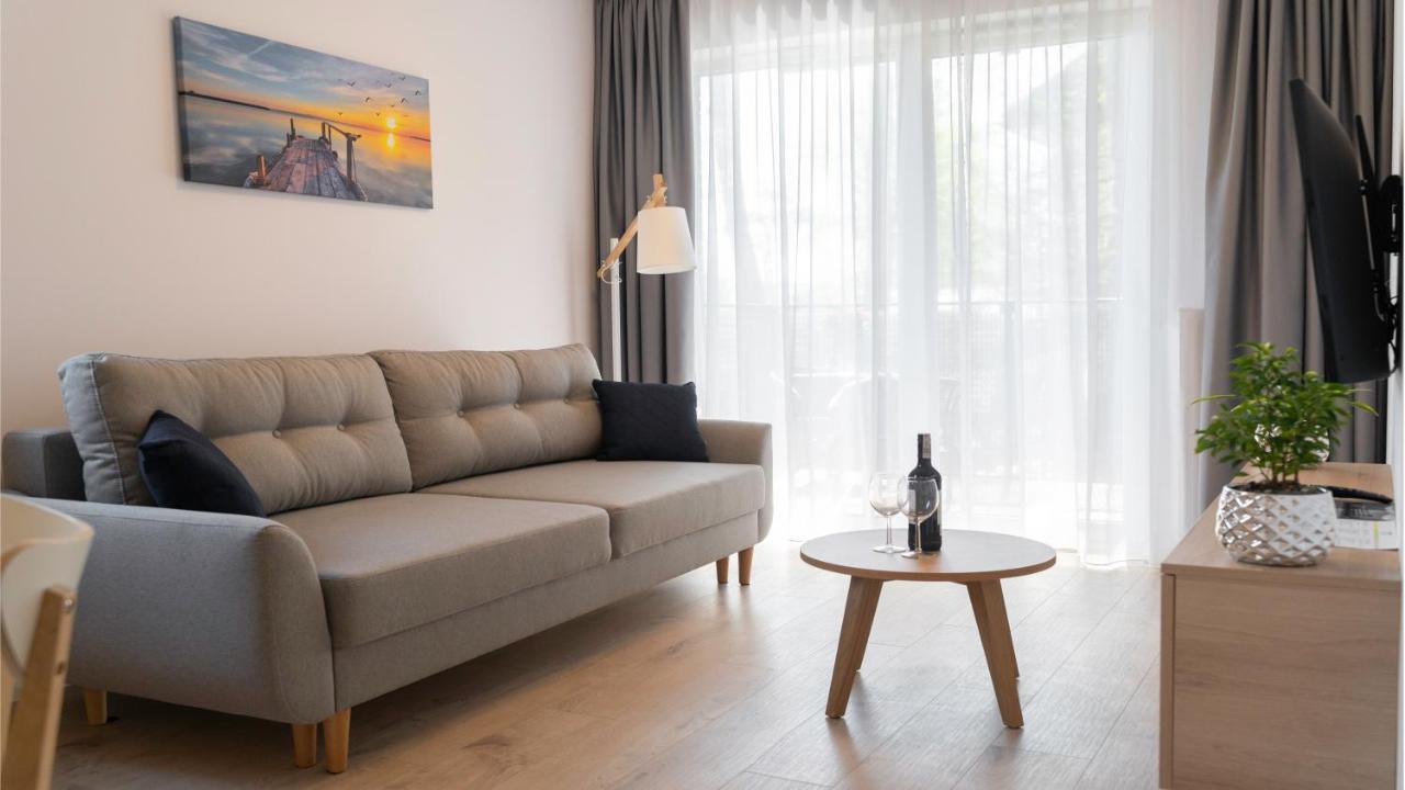 Apartamenty Baltivia Olimpijska 2 Мєлно Екстер'єр фото